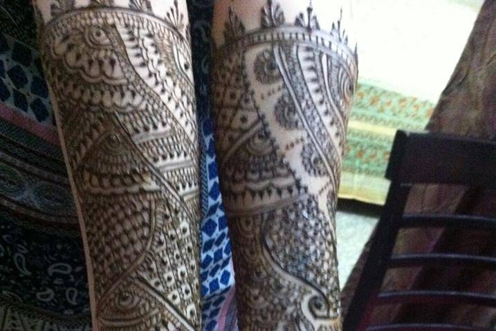 Surabhi Mehndi Designs