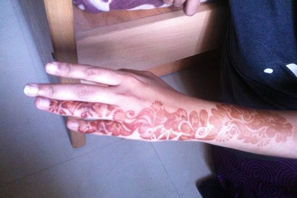 Surabhi Mehndi Designs