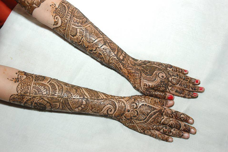 Surabhi Mehndi Designs