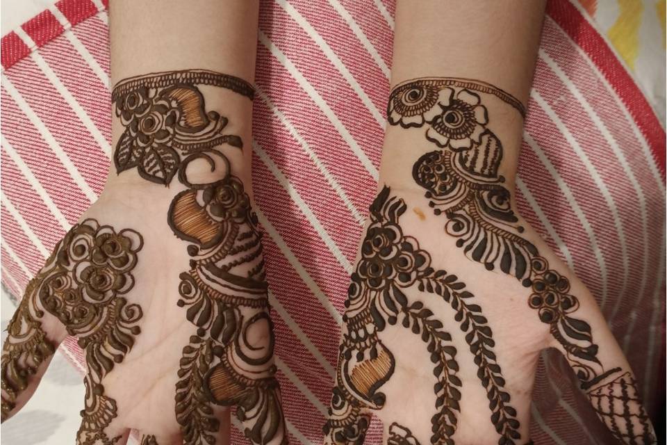 Sabiya Mehndi Artist