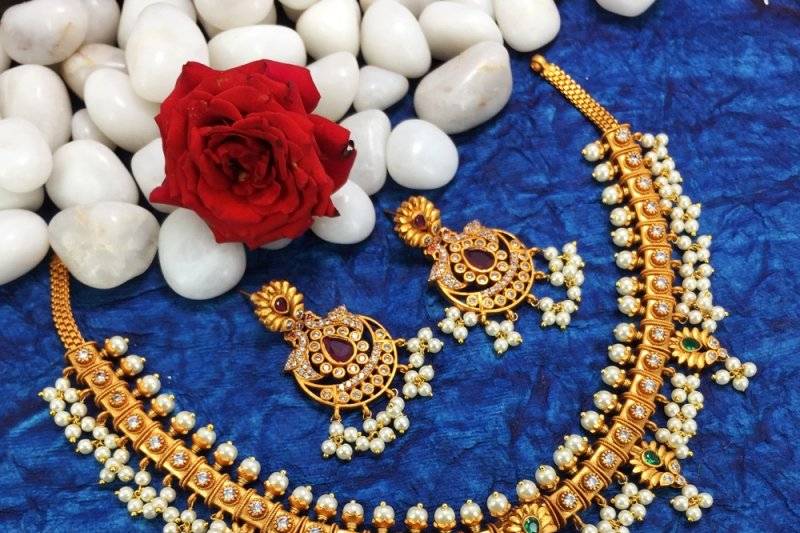 Bridal jewellery