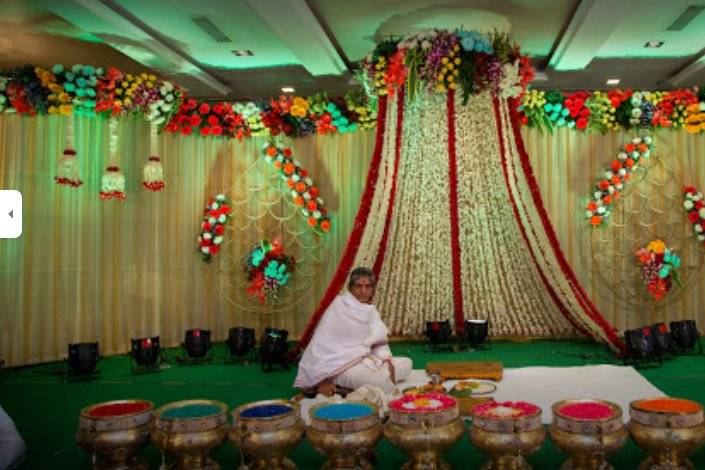 Mandap Stage Decor