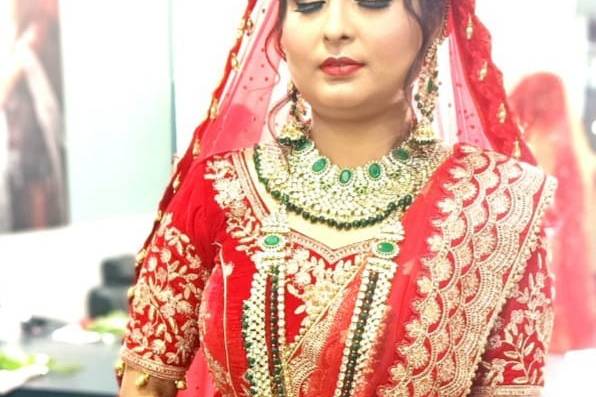 Bridal makeup