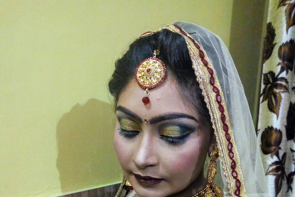 Bridal makeup