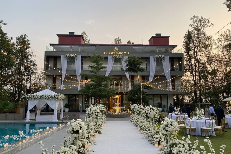 Entrance decor
