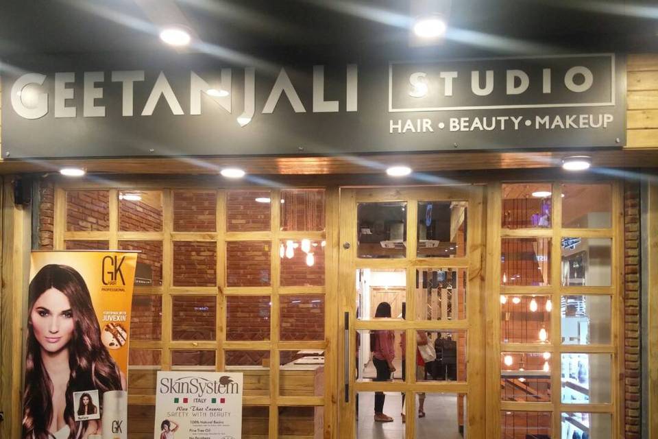 Geetanjali Studio Salon - Makeup Salon - HUDA City Centre - Sector 29 -  