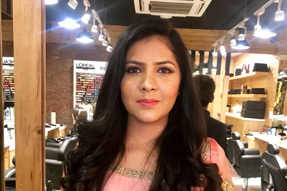 Geetanjali Studio Salon