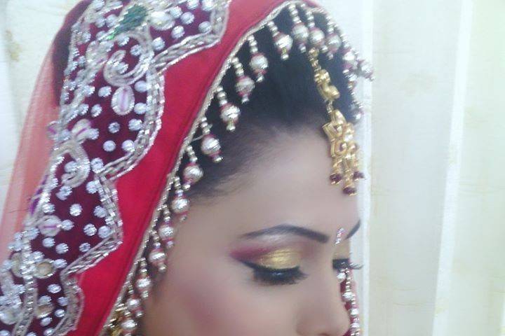 Bridal makeup