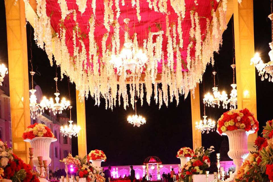 Leela Palace Decor
