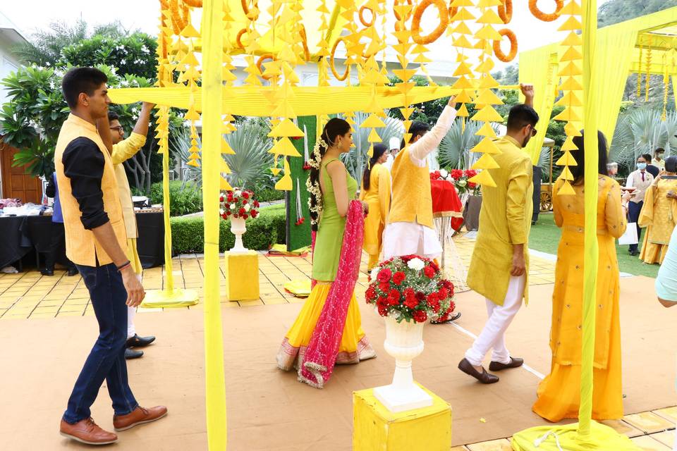 Leela Palace Decor
