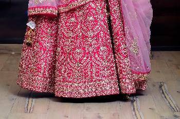 Flyrobe sales bridal lehenga