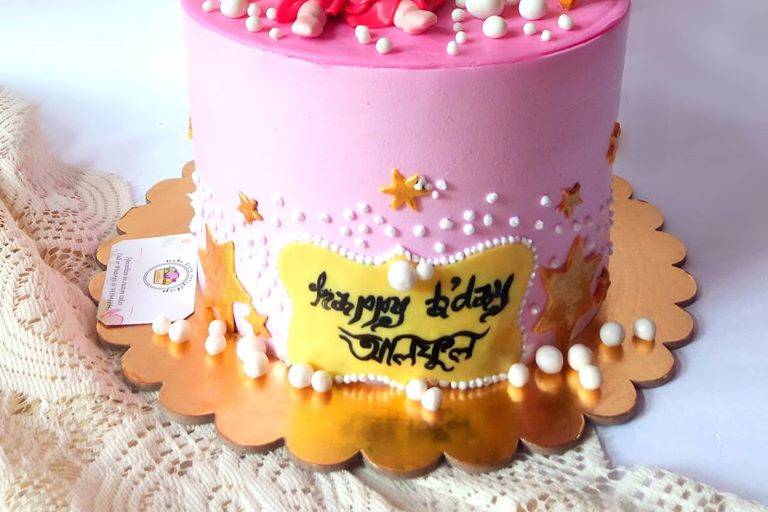 Designer cake