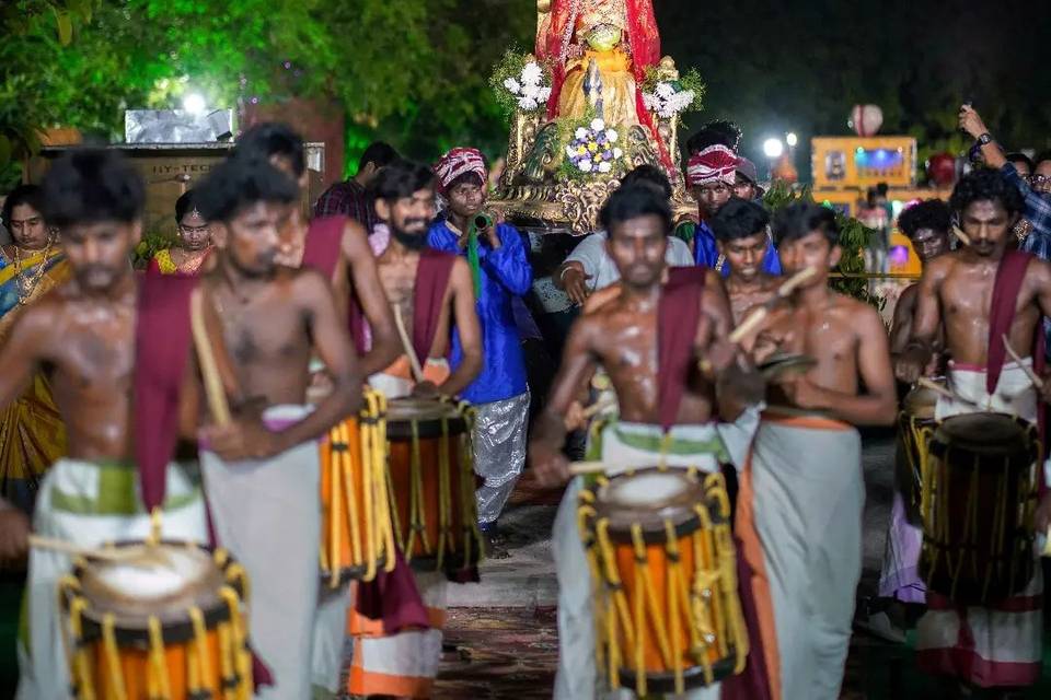 Bridal entry