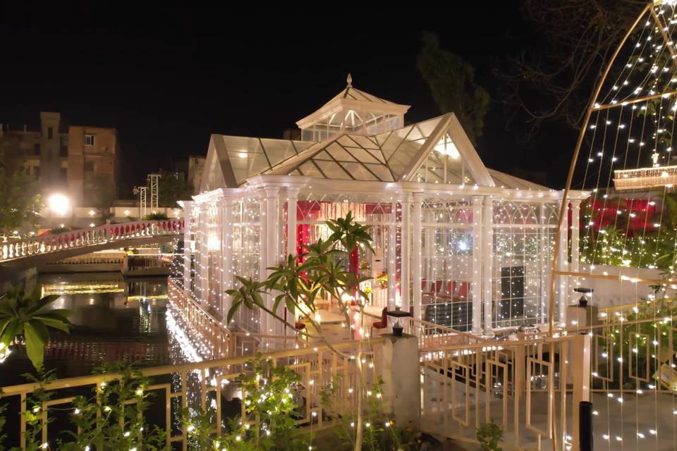 Glass House