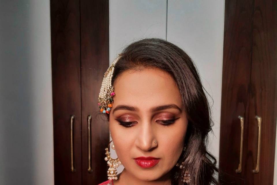 Jayanti Saini Make-Up Artist & Hair Stylist