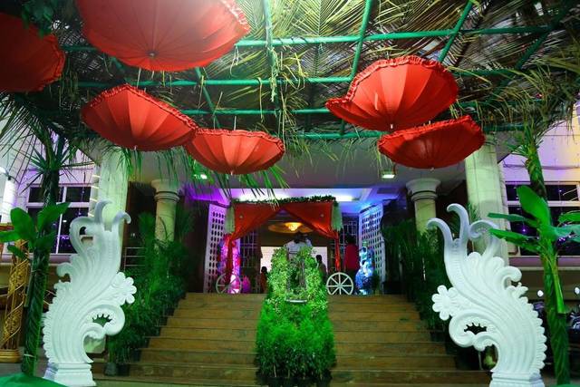 Entrance Decor