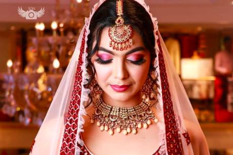 Party makeup