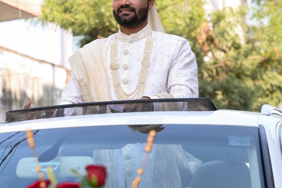Groom