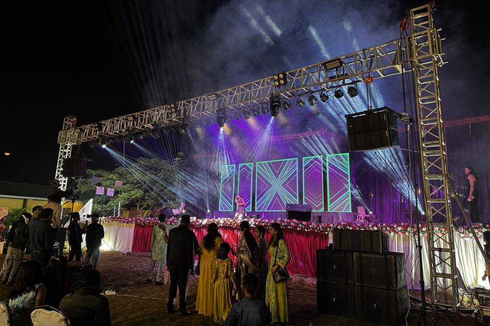 Ladies sangeet setup