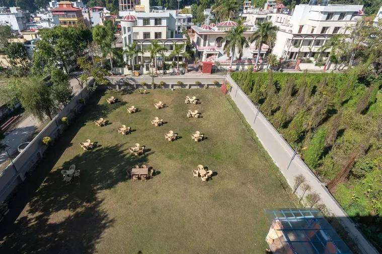 Lawn area