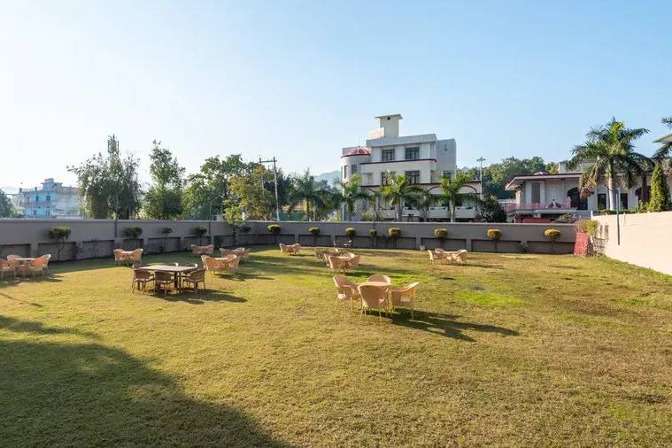 Lawn area