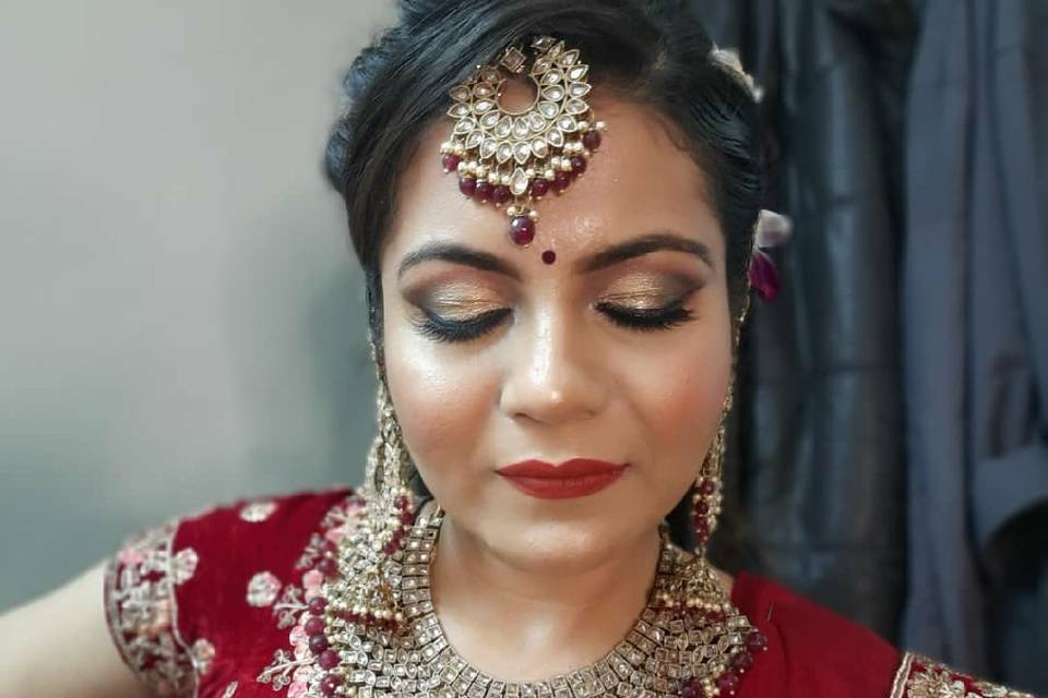 Bridal makeup