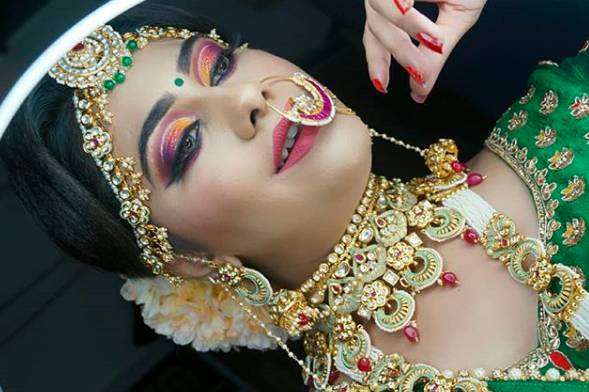 Be Glamorous Makeup Studio By Hetal Ravriya