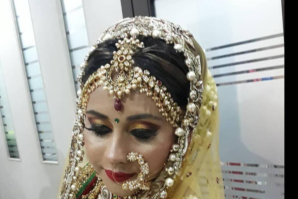 Bridal makeup