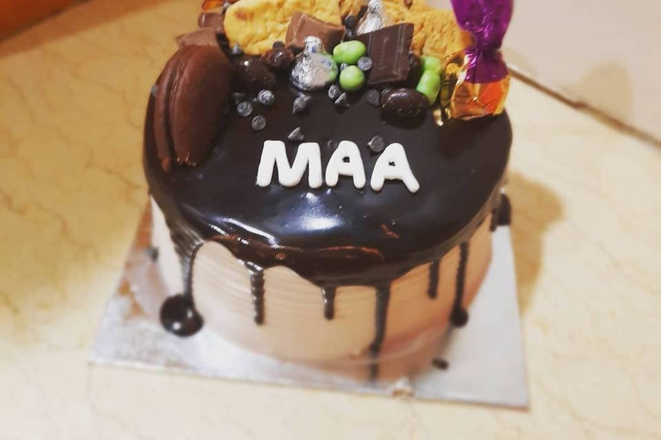 Customised cake