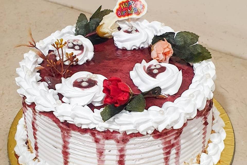 Winni Cakes & More Vijay Nagar Indore - Strawberry White Forest Cake Winni  Cakes & More Online Cake Delivery in Indore Feel Free to Call For Order +91  9977773438 https://wa.me/c/919977773438 India's Oldest