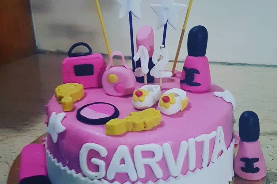 Customised cake