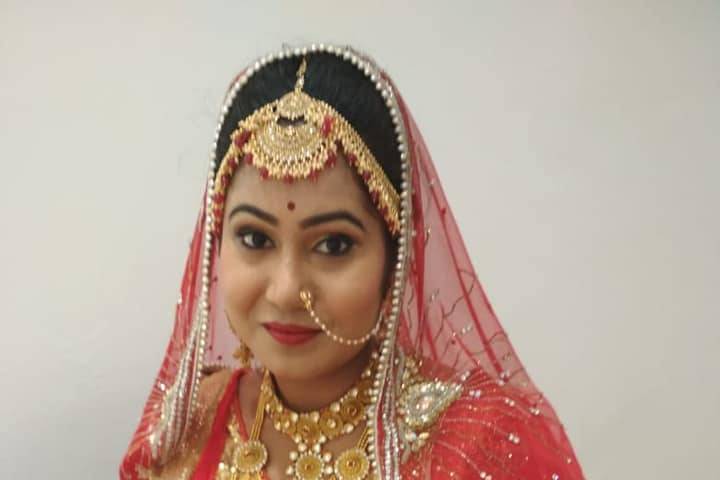 Bridal makeup