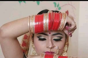 Backstage Makeover by Akashi Nandi