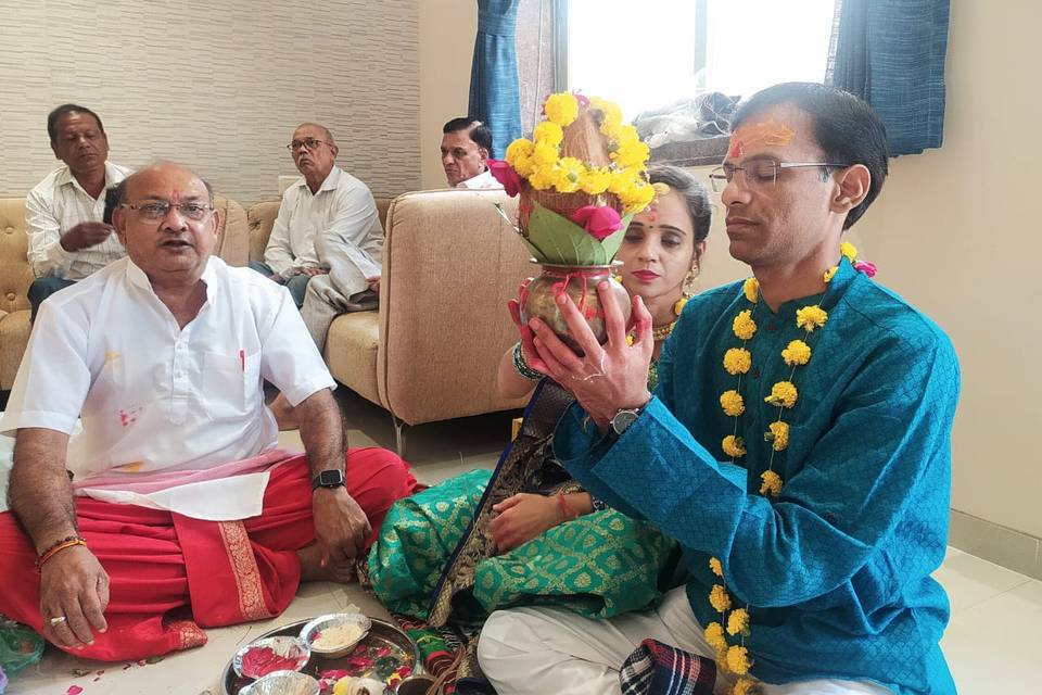 Gujarati pandit for merriage