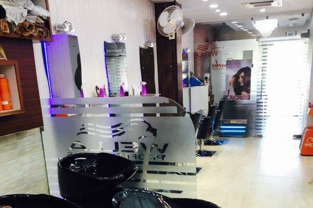 Sparks Unisex Salon