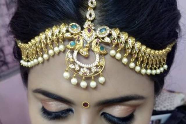 Bridal makeup