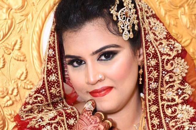 Priya Aliya Makeup Artist