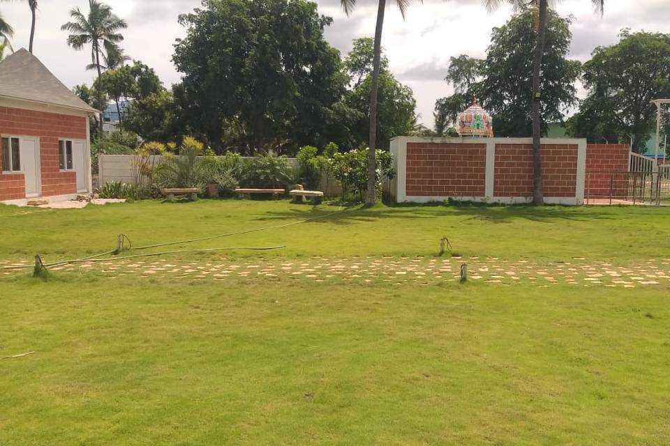 Lawn area