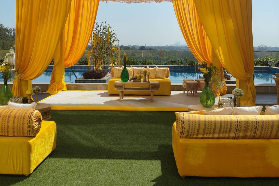Outdoor Swimming Pool