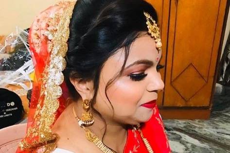 Bridal makeup