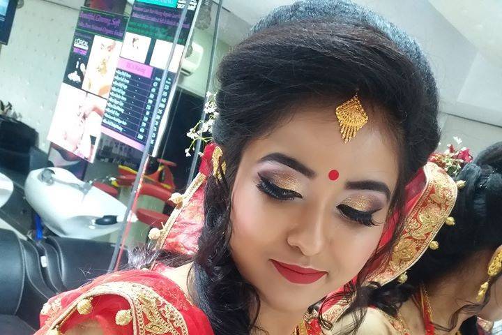 Bridal makeup