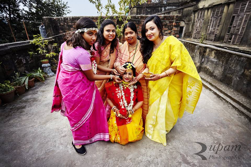 Bride and bridesmaids