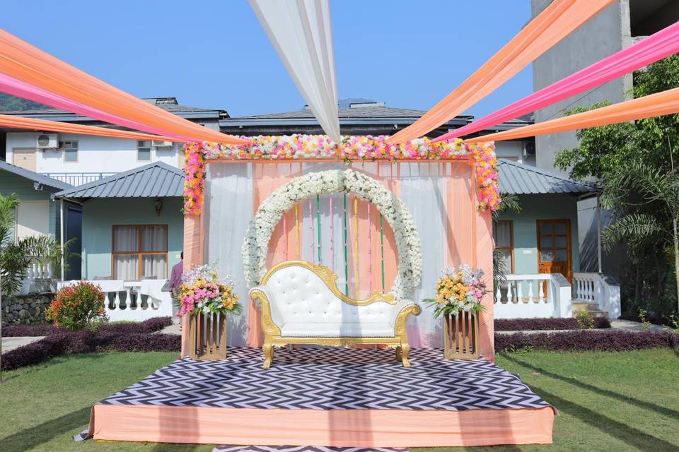 Glampers Resort