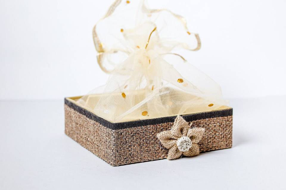 Sweet gifting boxes