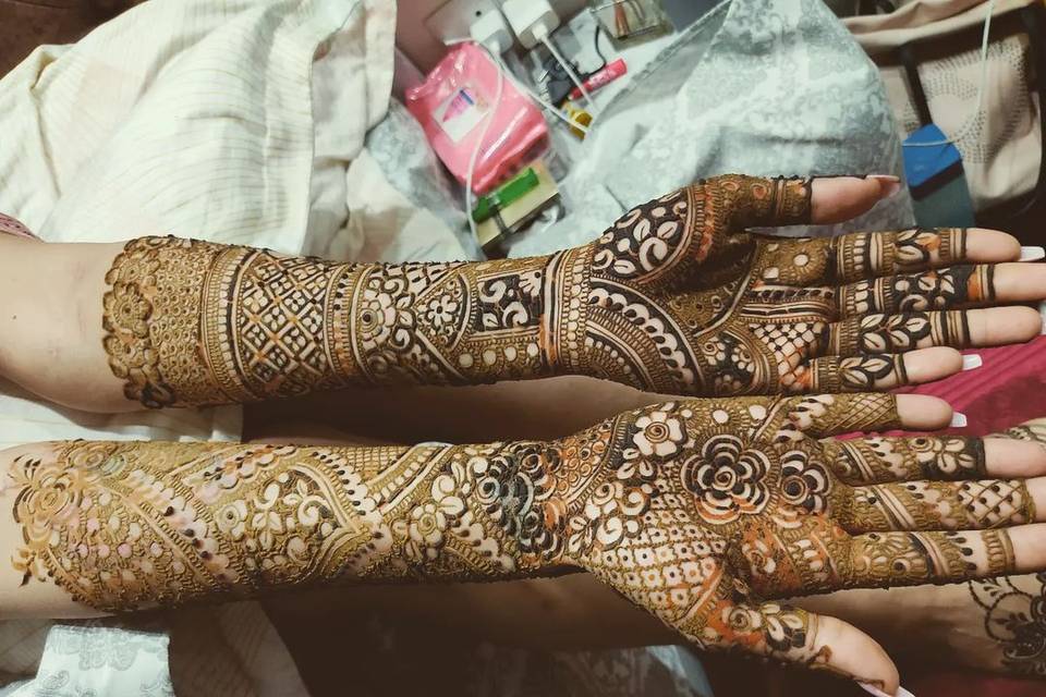 Mehendi by Nasreen