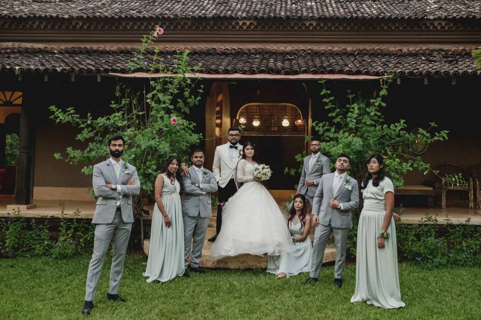 ENTOURAGE