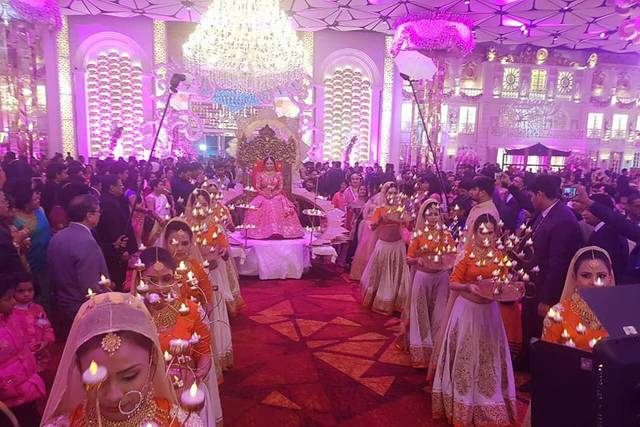 Choreographed entry