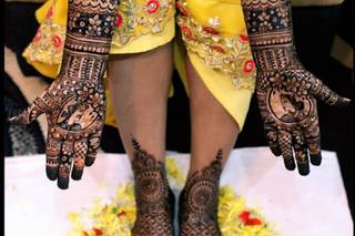 Dakshith Mehendi Art's