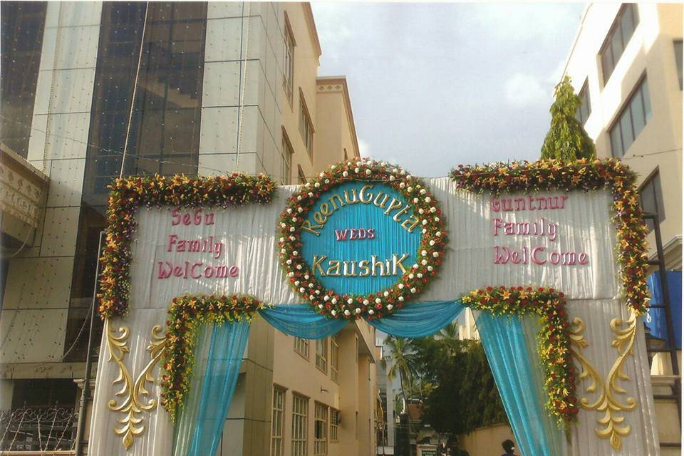 Entrance decor