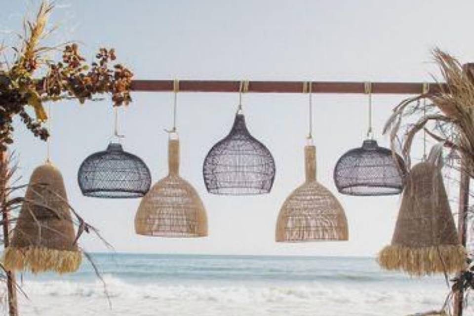 Beach wedding decorr